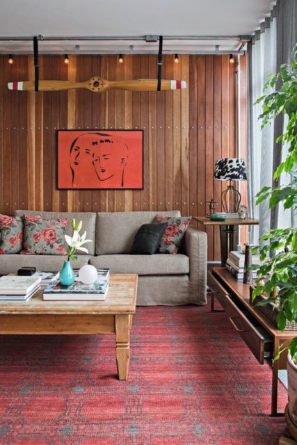 decoração de sala vermelha e cinza