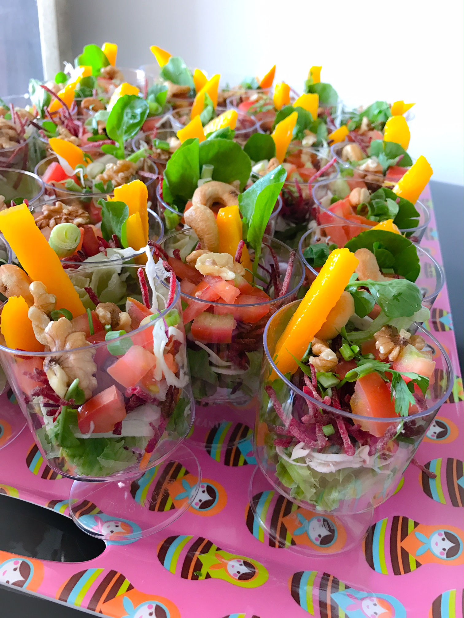 decoração de saladas cruas