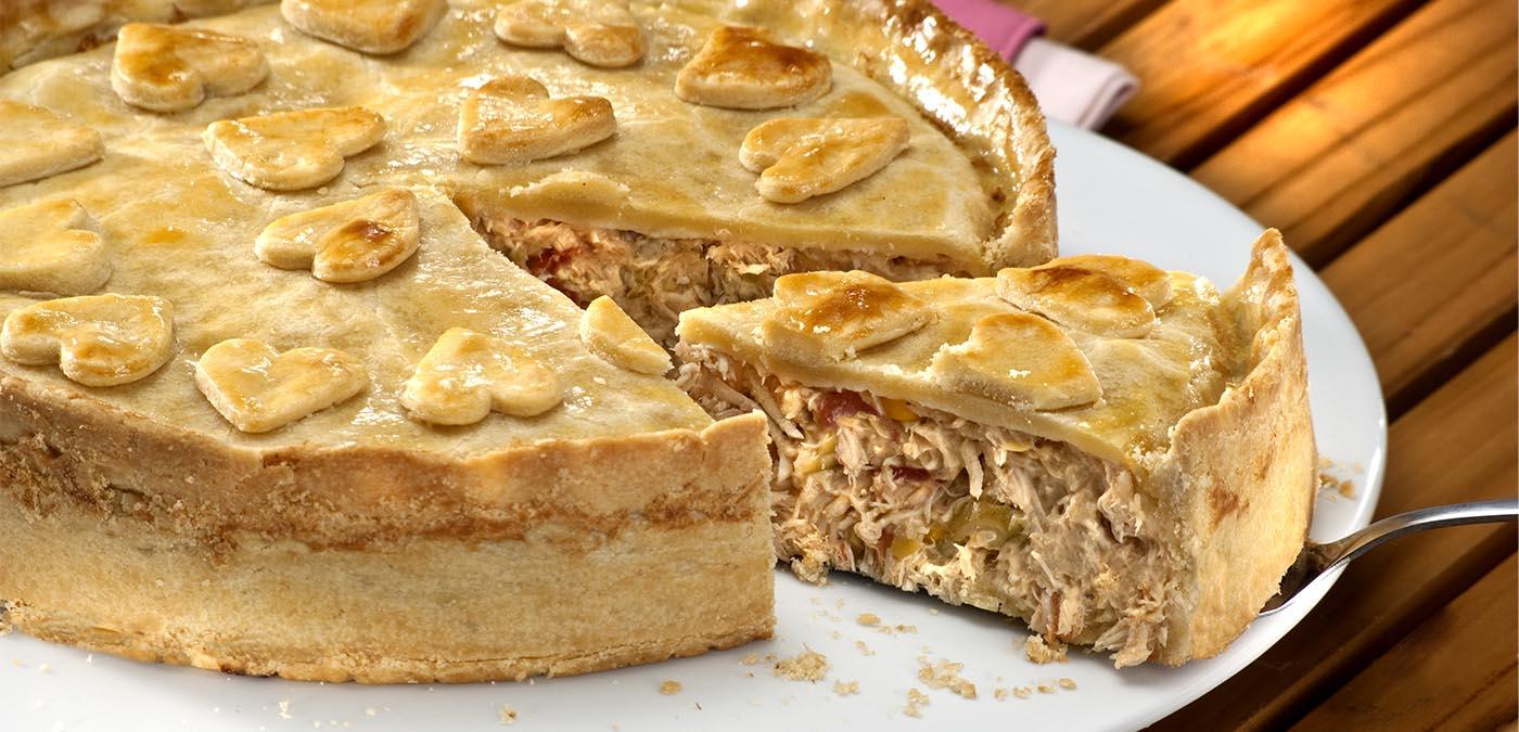 Decoração Espetacular: Aprenda a Decorar Tortas Salgadas
5. Dicas de Ouro para uma Torta Salgada Perfeita: Da Montagem à Finalização