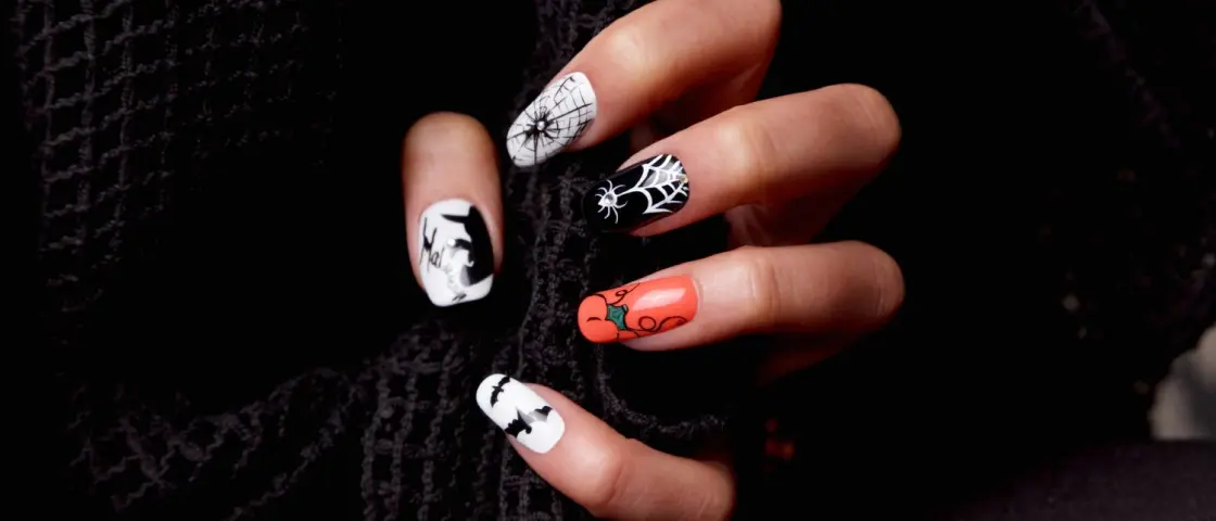decoração de unha do homem aranha