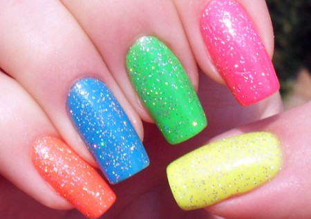 erros comuns ao fazer unhas em gel para o carnaval