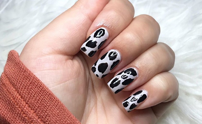 As 10 melhores ideias de nail art minimalista em preto e branco