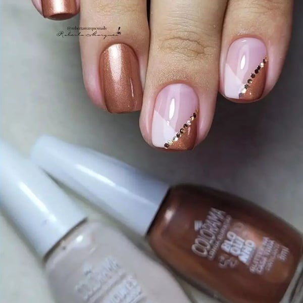 ideias de unhas decoradas natalinas simples e elegantes
