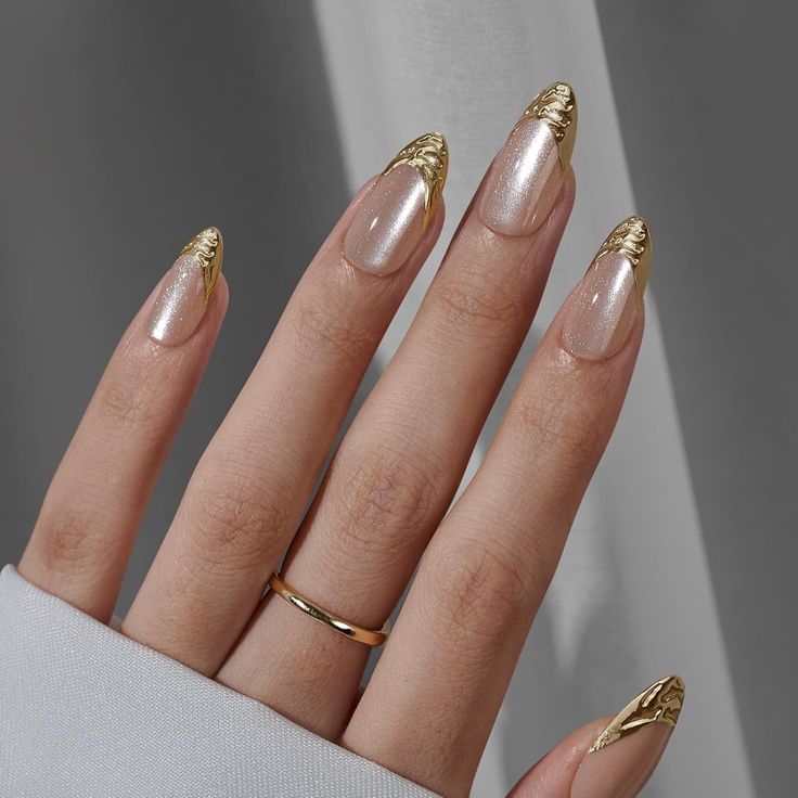 unhas brancas peroladas para virada de 2026