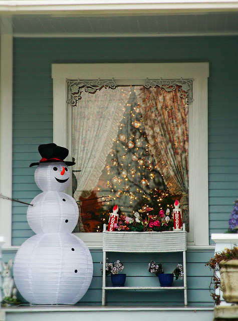 como decorar guarda corpo varanda natal com festao