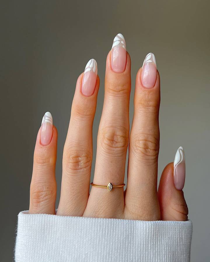 como fazer unhas delicadas com flores em gel
