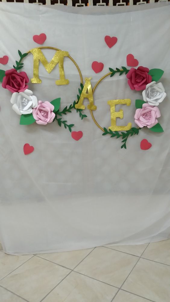 Materiais de Baixo Custo para Decoração do Dia das Mães Escolar