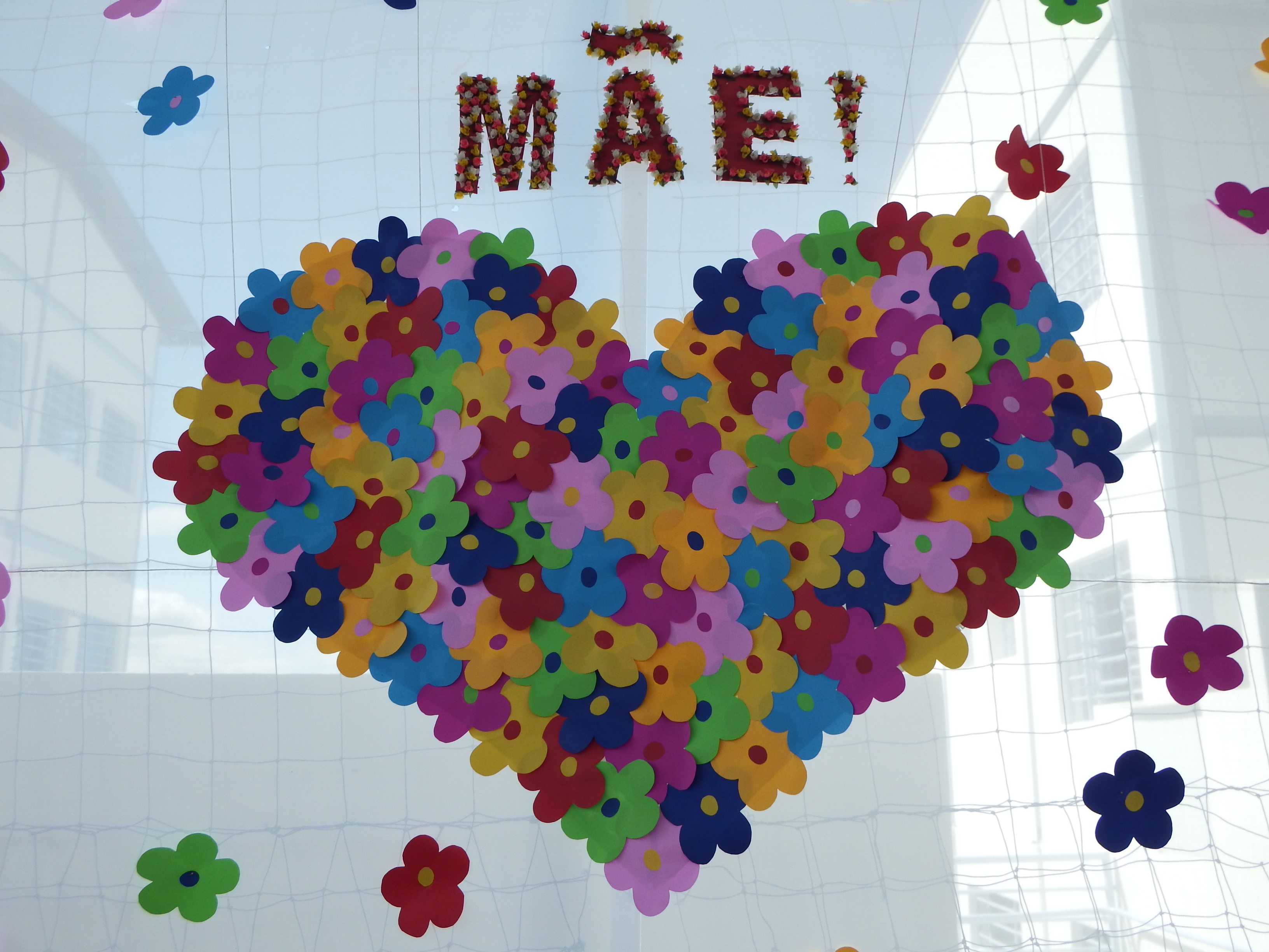 Atividades Lúdicas para Celebrar o Dia das Mães na Educação Infantil