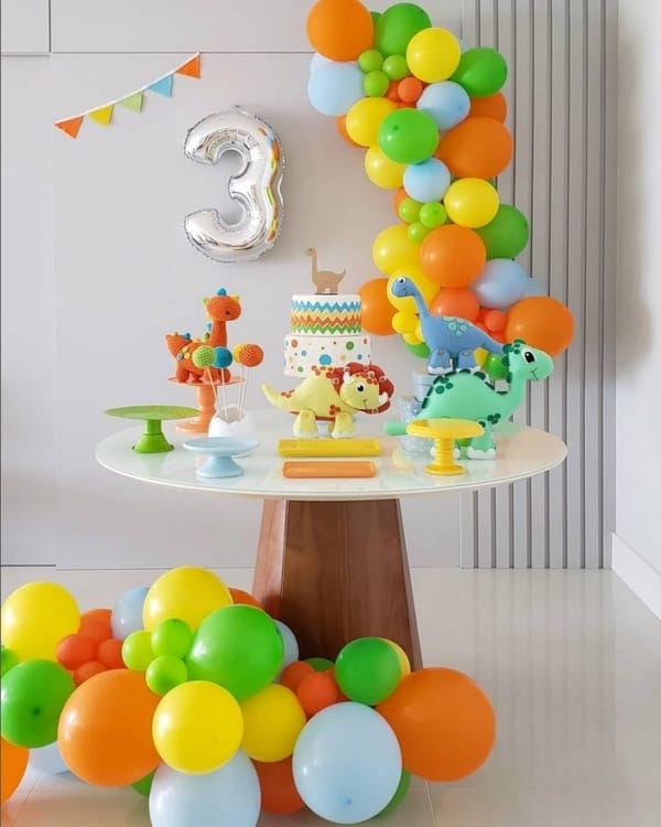 decoração dinossauro baby