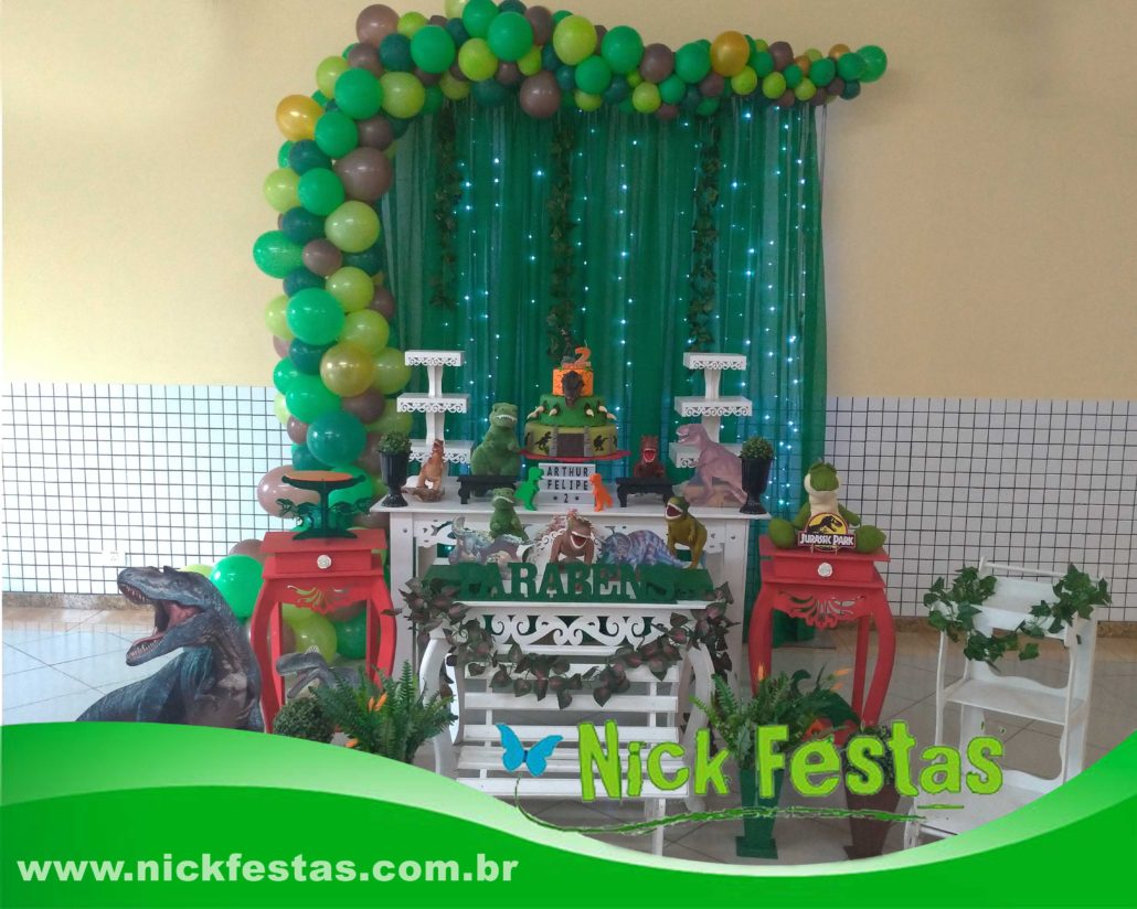 decoração dinossauro simples