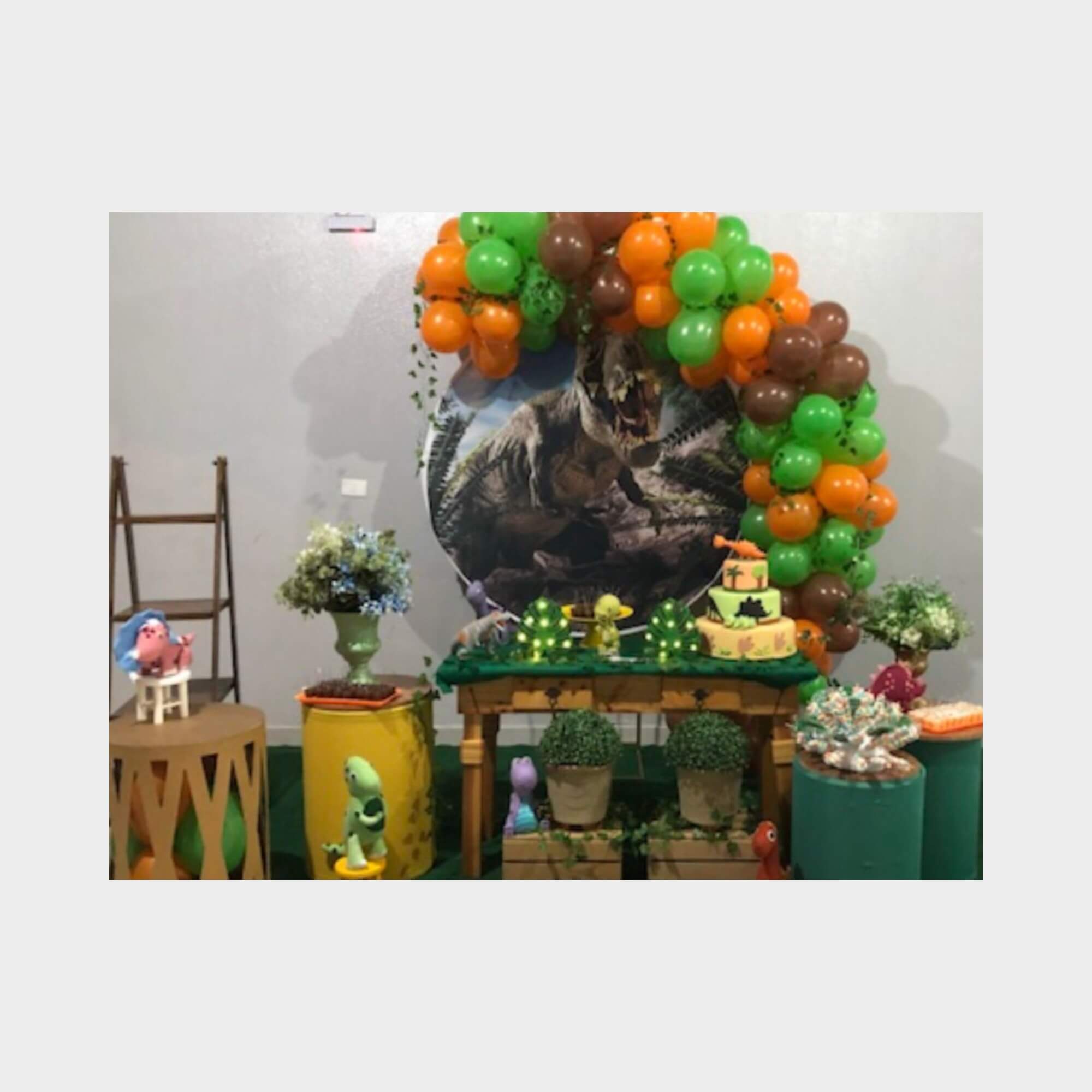 decoração dinossauro simples