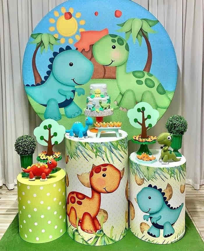 decoração dinossauro simples