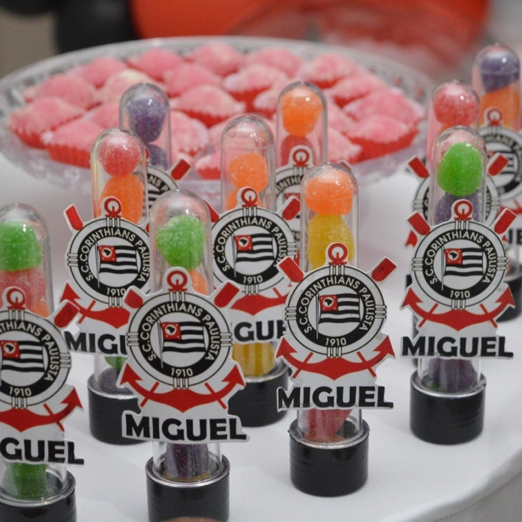 Transforme seu Quarto: Ideias de Decoração do Corinthians para Torcedores