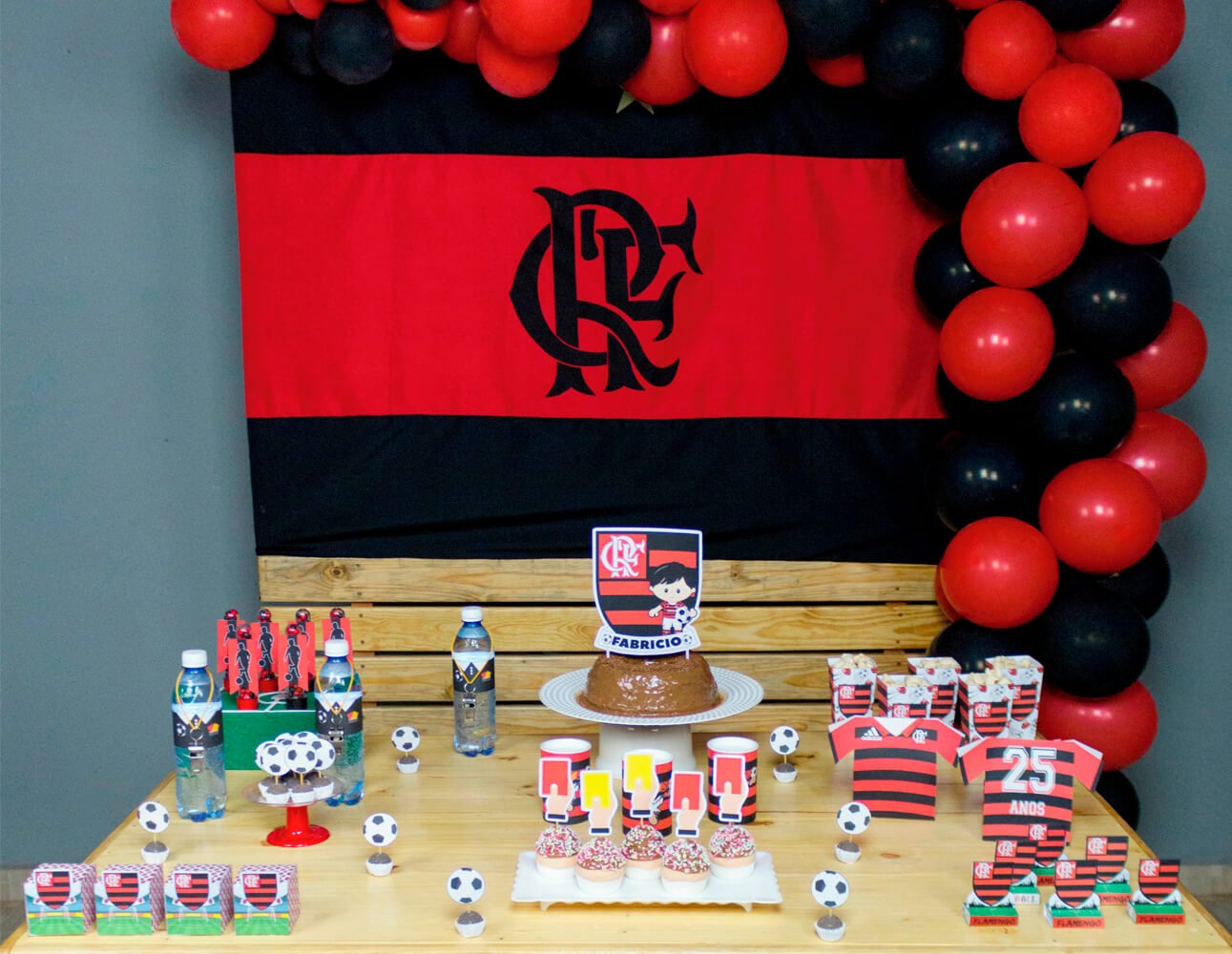 decoração do flamengo simples com tnt