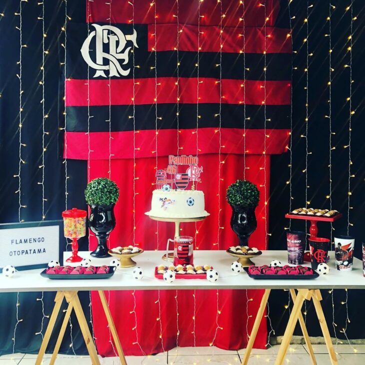 decoração do flamengo simples com tnt