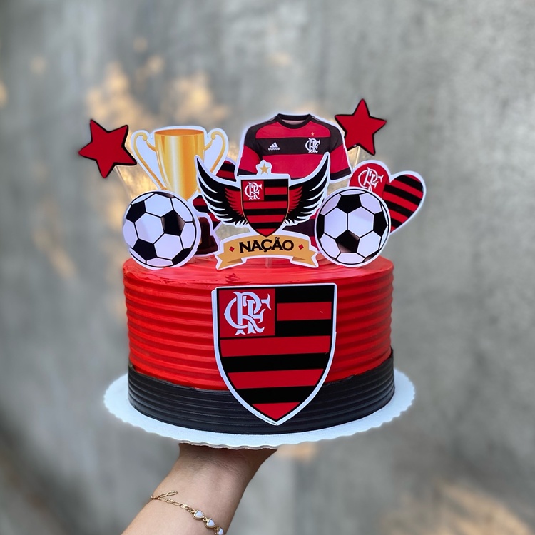 5 ideias de títulos:
1. Decoração de Festa Flamengo Feminina: Guia Completo para um Evento Inesquecível
2. Flamengo Rosa: A Tendência Delicada para sua Festa Temática
3. Festa Flamengo Tradicional: Toques Femininos para Celebrar com Estilo
4. DIY Decoração Flamengo: Ideias Simples e Criativas para Economizar
5. Bolo e Doces Temáticos do Flamengo: Sabores e Estilos para Encantar