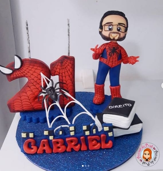 DIY: Como Fazer Teias de Aranha Gigantes para sua Festa