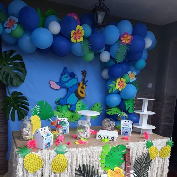 Guia completo de decoração de festa infantil do Stitch