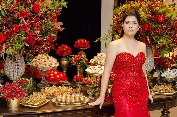 evitar excesso vermelho dourado decoração