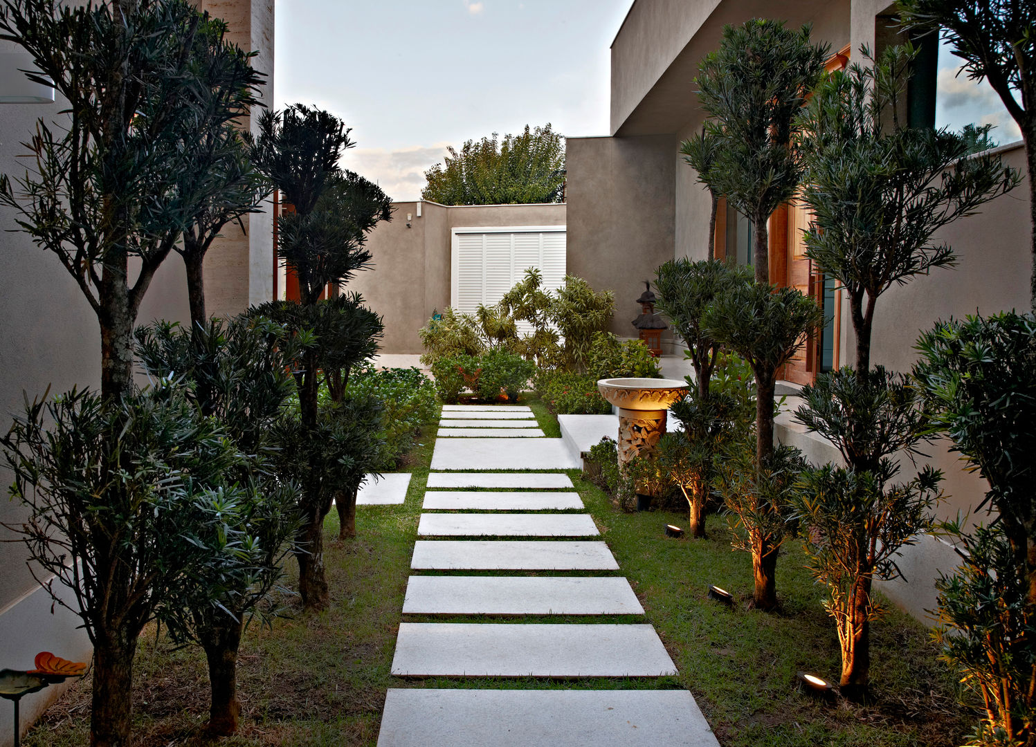 quanto custa decorar árvore jardim