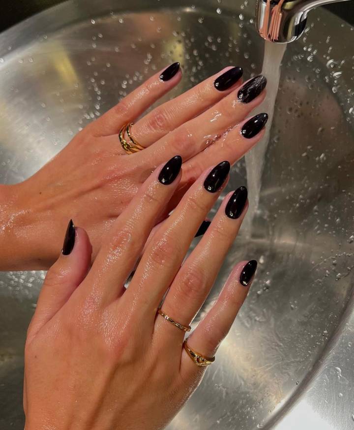 ideias unhas gel preta decoradas 2026