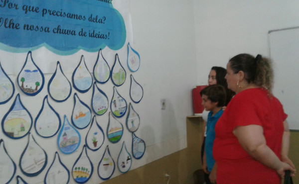 decoração feira de ciências água vs fundo do mar