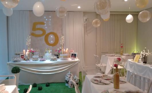 decoração festa 50 anos feminina simples
