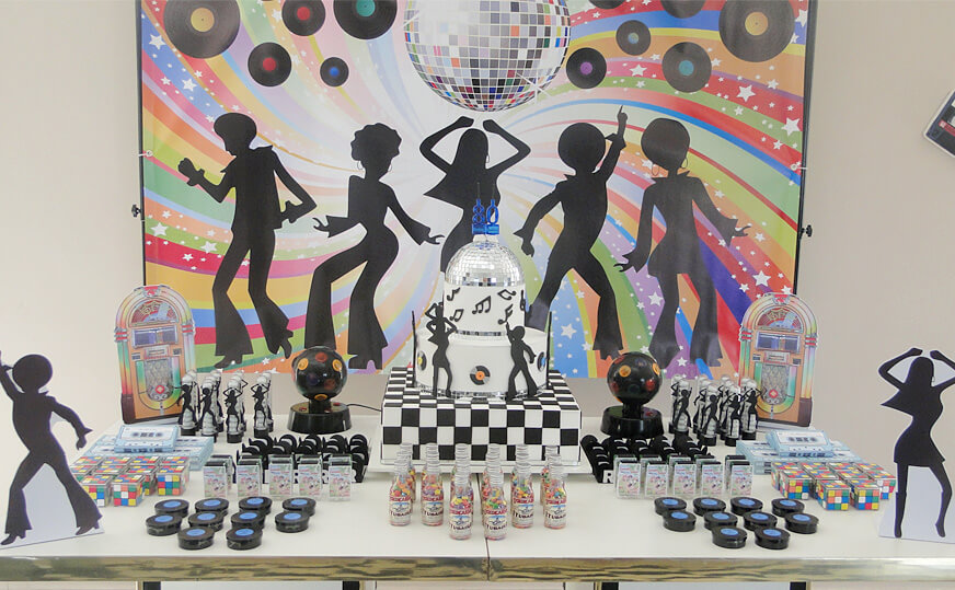 decoração festa discoteca anos 70 vs anos 80
