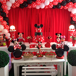 ideias de decoração festa infantil minnie vermelha simples