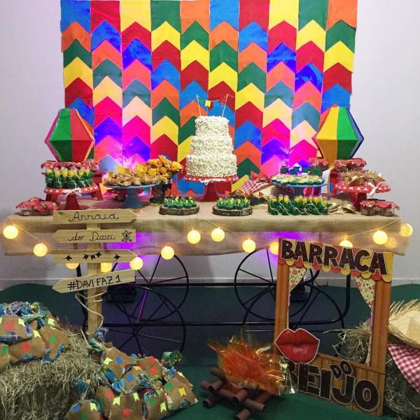 decoração festa junina simples