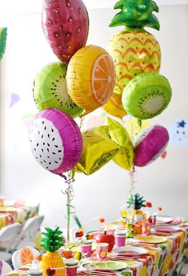 5 Ideias Criativas para Festa Tropical
Como Montar uma Mesa de Frutas Tropical Perfeita
Decoração Tropical Chic: Elementos Essenciais
Cardápio Leve e Saboroso para sua Festa Tropical
DIY: Crie seus Próprios Adereços Tropicais