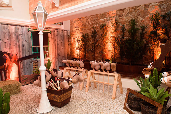 erros comuns ao decorar festa velho oeste