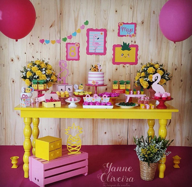 Como criar um painel de festa flamingo DIY em casa