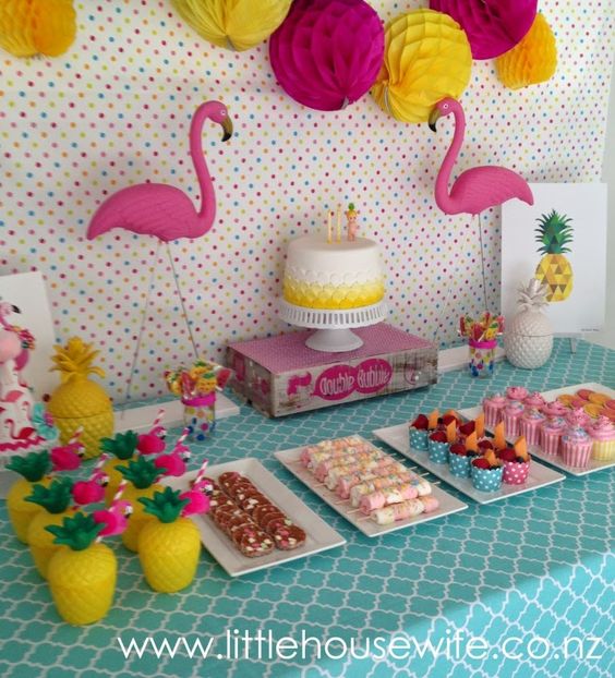 decoração flamingo simples