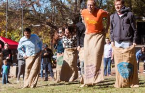 decoração gincana vs festa junina