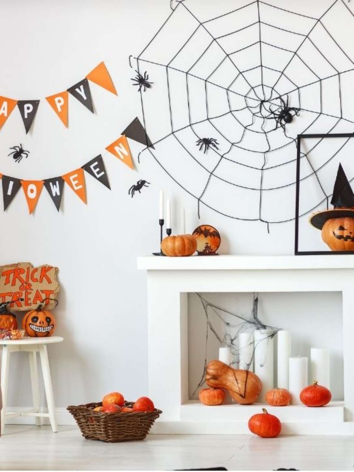 5 ideias de títulos:
1. Transforme seu Halloween com Decorações de Papel DIY
2. Guia Completo: Como Criar Decorações de Halloween com Impressora
3. Os Melhores Sites para Baixar Moldes Gratuitos de Halloween
4. Ideias Criativas de Decoração de Halloween para Fazer em Casa
5. Halloween Papercraft: Dicas e Inspirações para uma Festa Inesquecível
