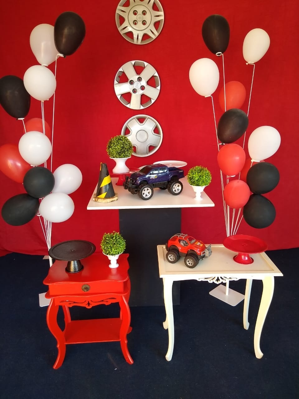 decoração hot wheels simples em casa