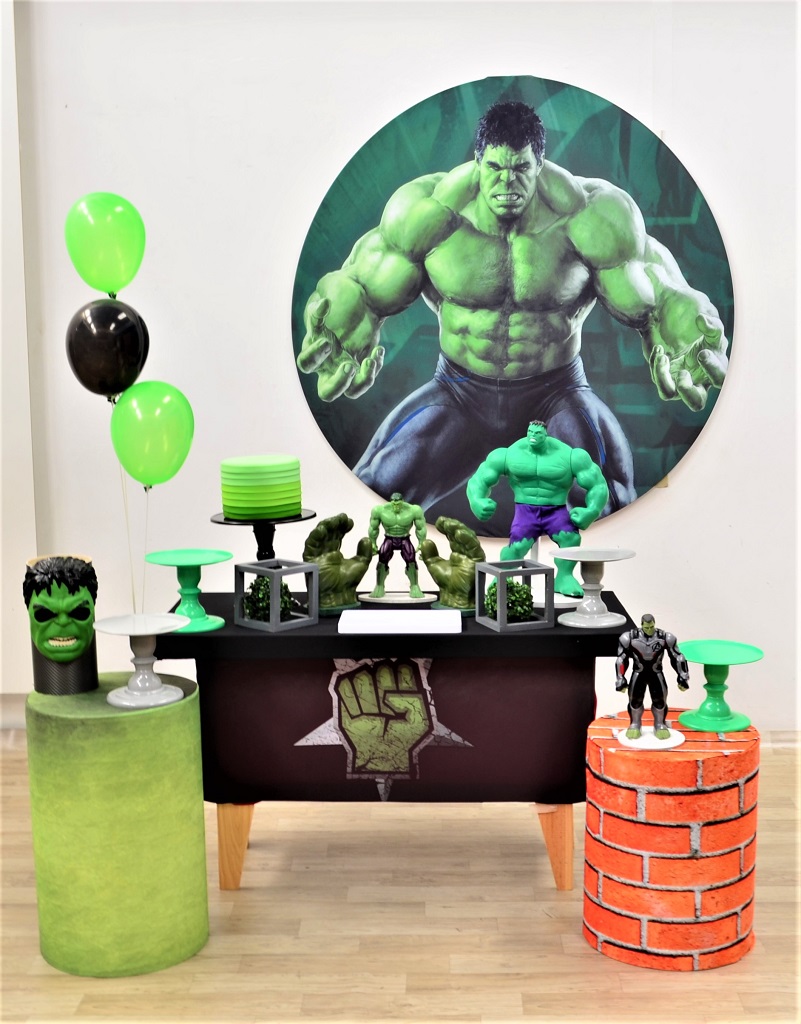 decoração hulk baby vs decoração hulk tradicional