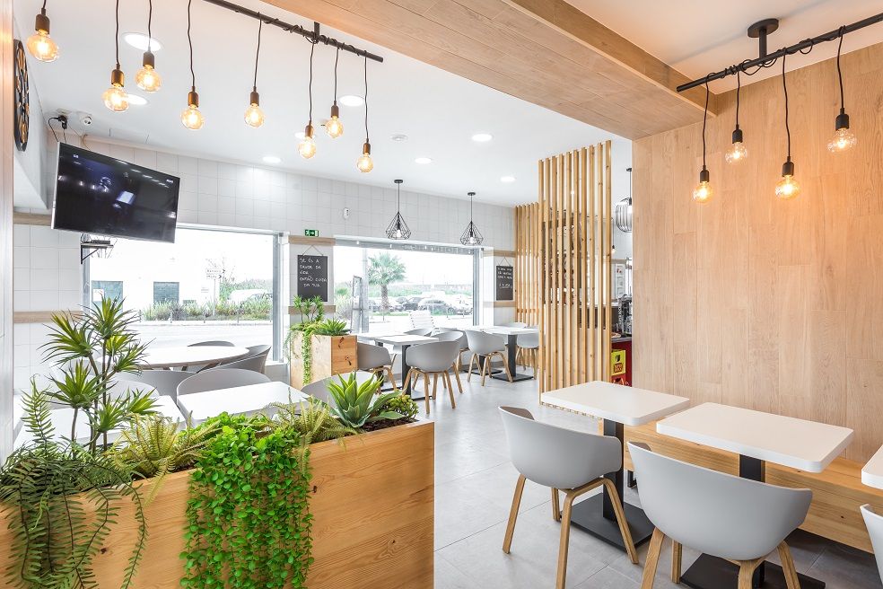 Iluminação e cores: a dupla que transforma seu restaurante italiano