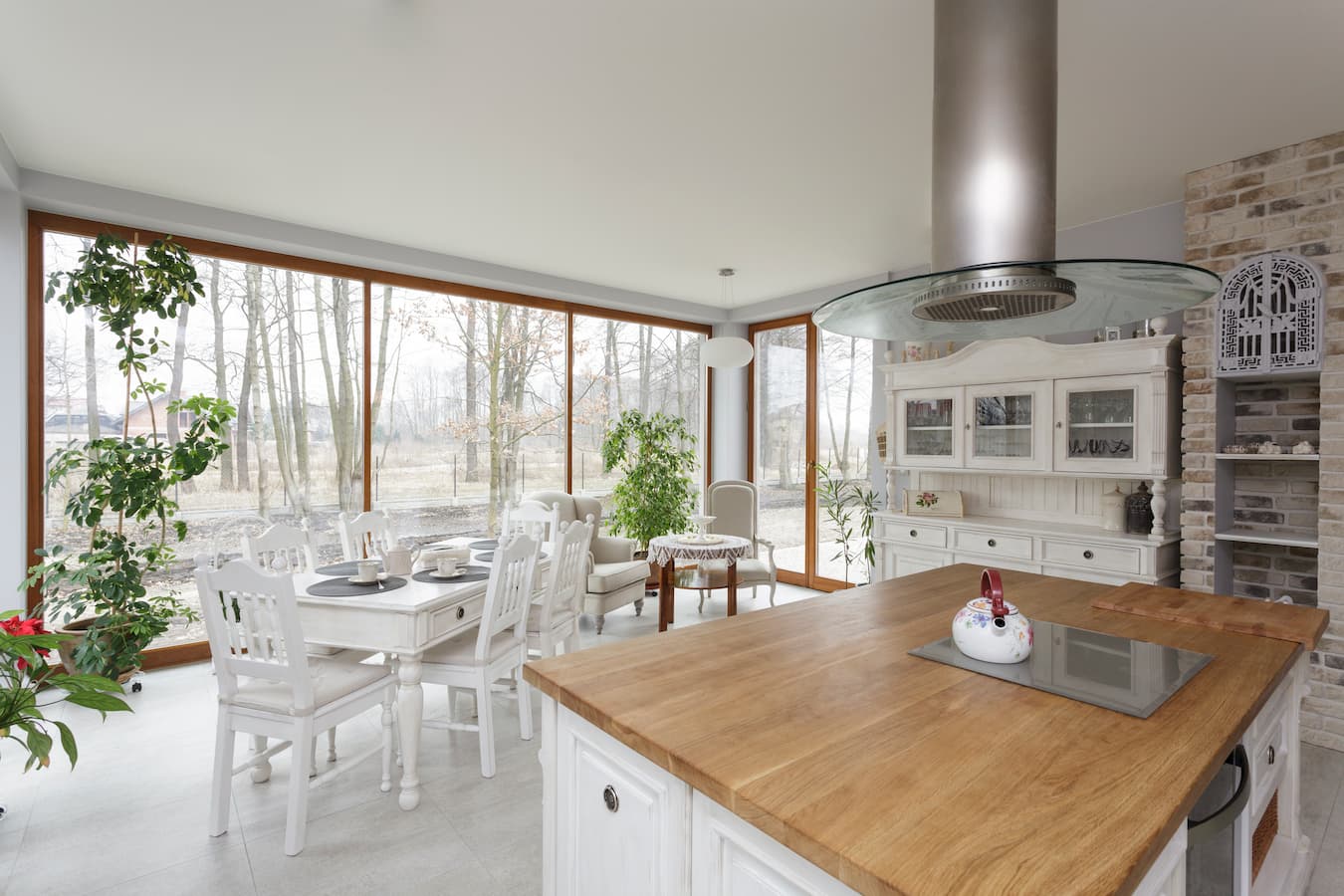 Iluminação e cores: a dupla que transforma seu restaurante italiano