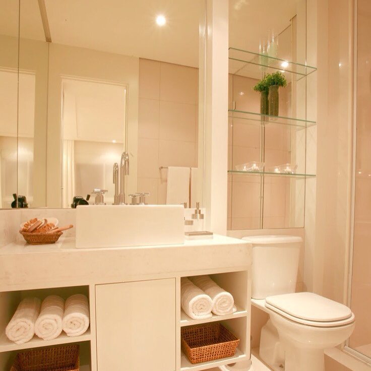 Microcimento vs. Porcelanato: Qual o Melhor Revestimento para seu Lavabo?