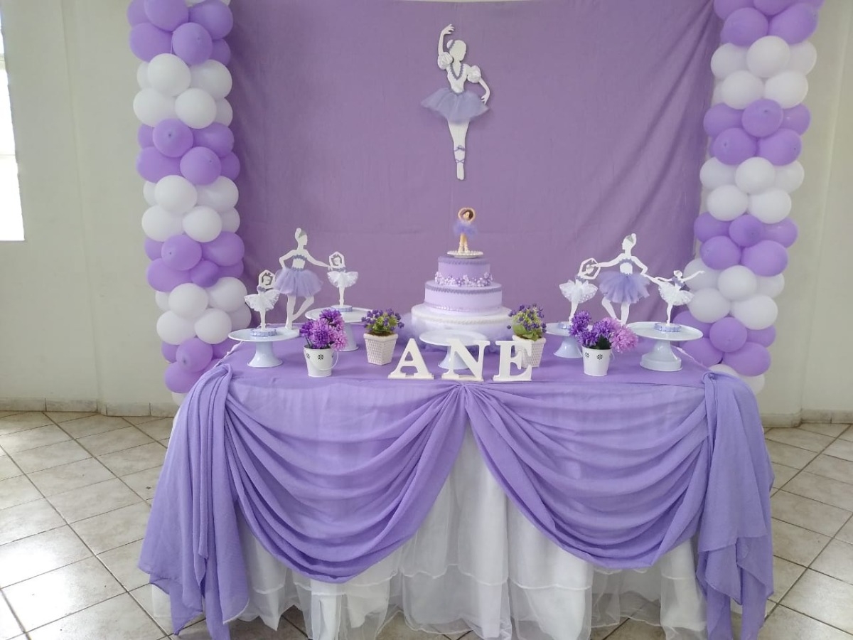 decoração lilas simples