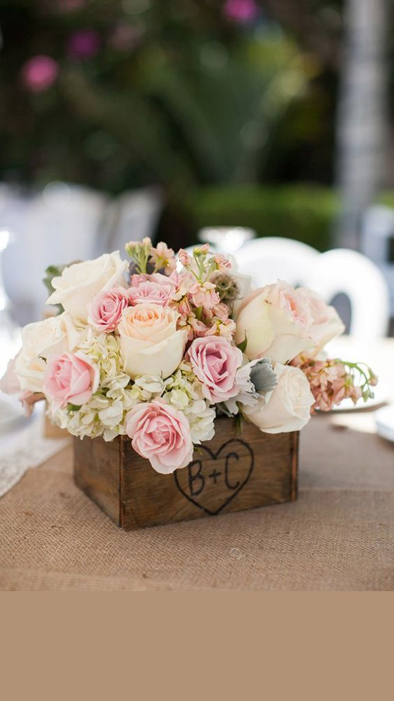 centro de mesa casamento com mosquitinho e velas