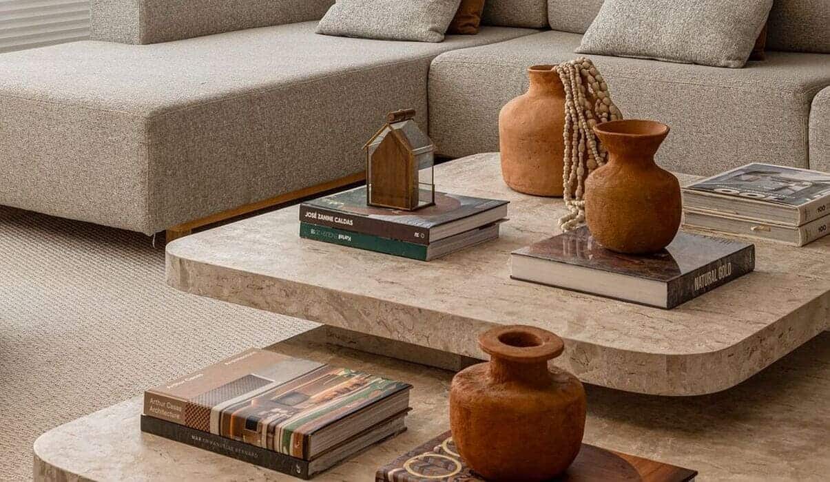 5 ideias de títulos:
1. Transforme sua Sala: Guia Completo para Decorar a Mesa de Centro
2. Mesa de Centro: Do Clássico ao Moderno