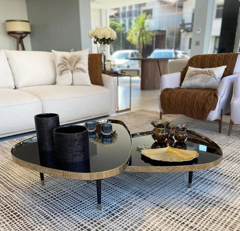 5 ideias de títulos:
1. Transforme sua Sala: Guia Completo para Decorar a Mesa de Centro
2. Mesa de Centro: Do Clássico ao Moderno