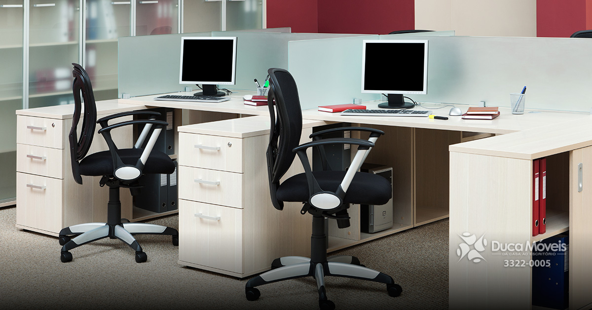 quanto custa decorar mesa escritório simples