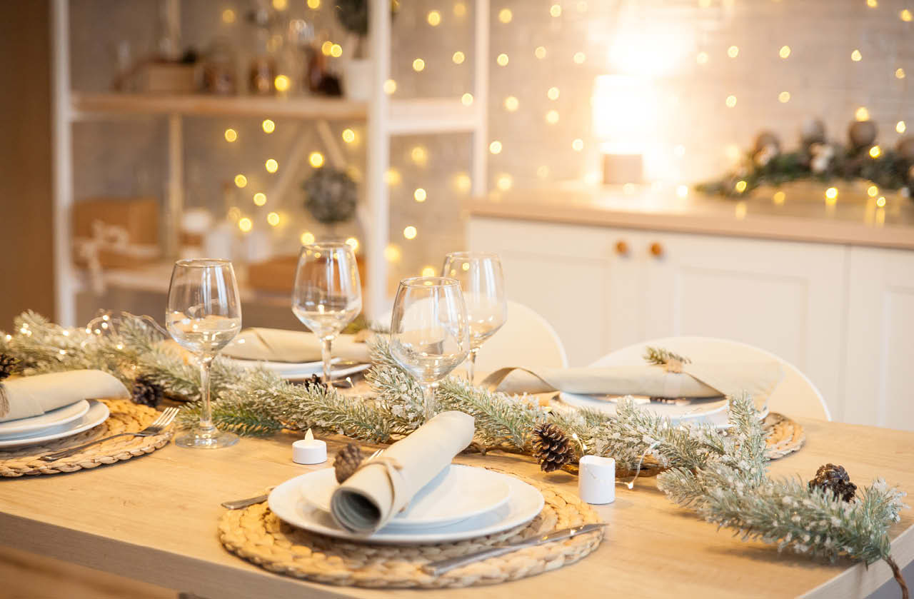 ideias criativas decoração mesa reveillon simples