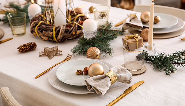 sousplat ou jogo americano para mesa reveillon