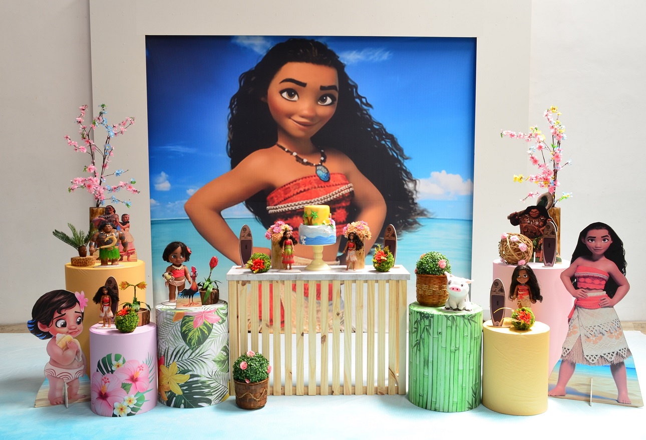 Como Montar uma Mesa de Doces e Bolo Perfeita para Festa Moana