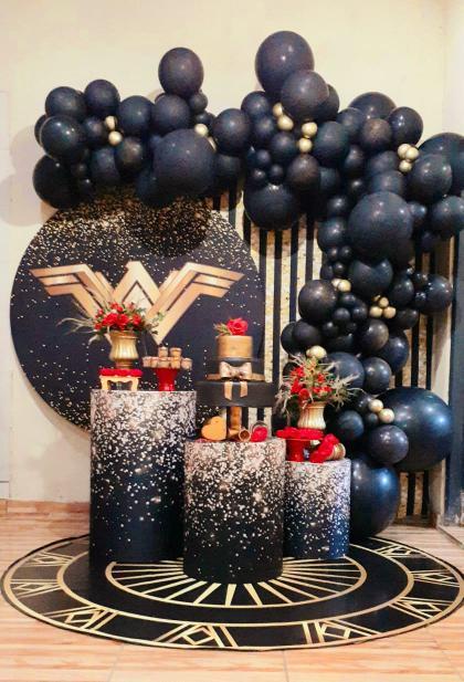 Decoração Mulher-Maravilha: Dicas para uma festa adulta elegante